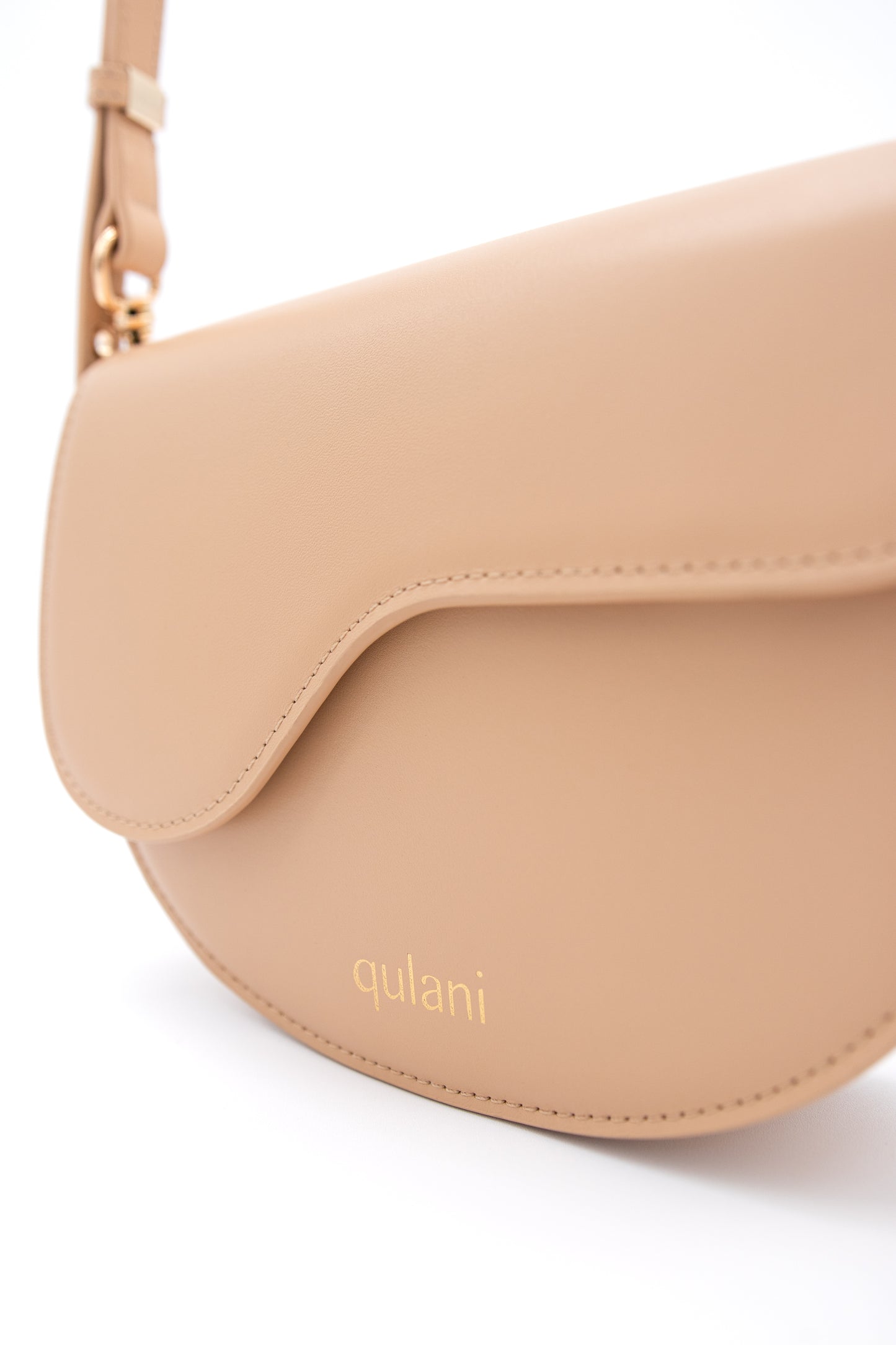 qulani Sand Beige Saddle Bag With Strap